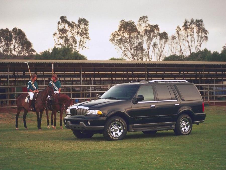  Lincoln Navigator 1997 года  (фото 16 из 25)